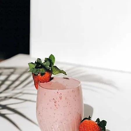Goji Vegan Hotel 3*